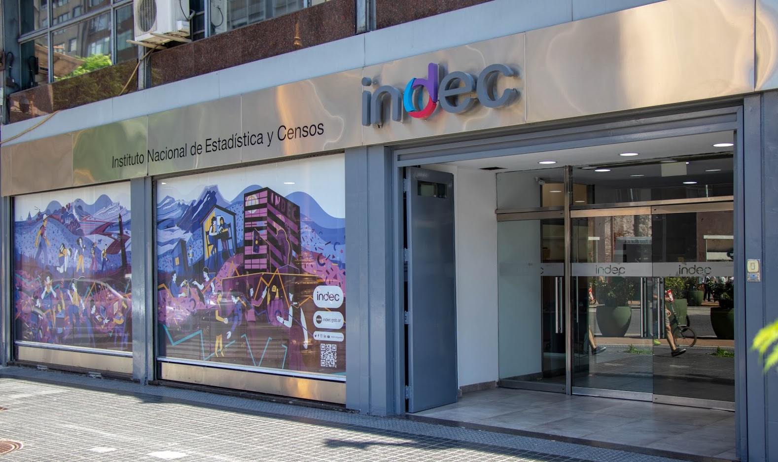 Argentina registra inédita caída de su economía en segundo trimestre de 2020 Argentina registra inédita caída de su economía en segundo trimestre de 2020