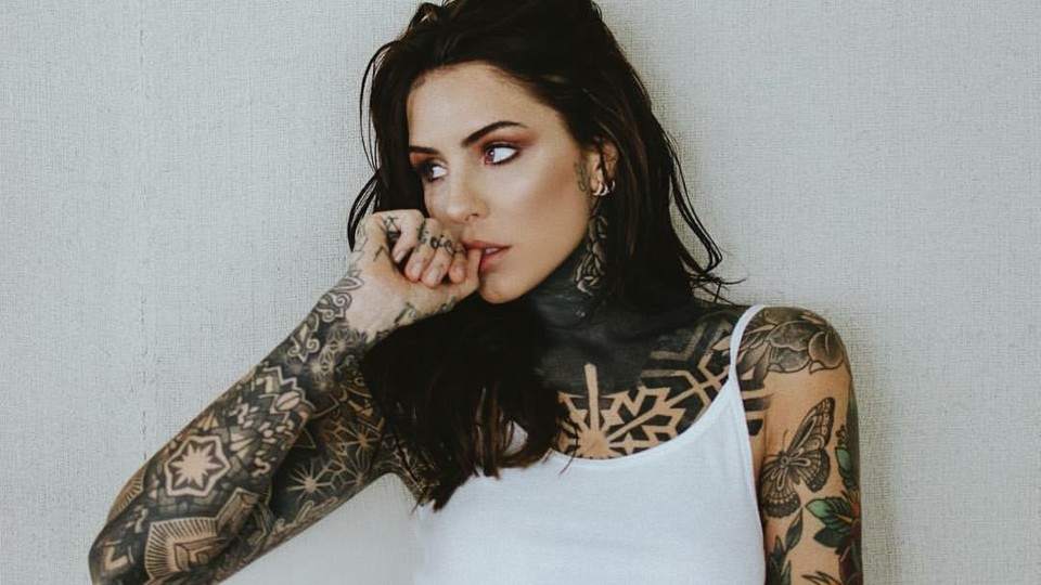 Alto Voltaje Cande Tinelli Mostro Todos Sus Tatuajes E Incendio Instagram Con Una Foto Desde El Bano Espectaculo El Intransigente