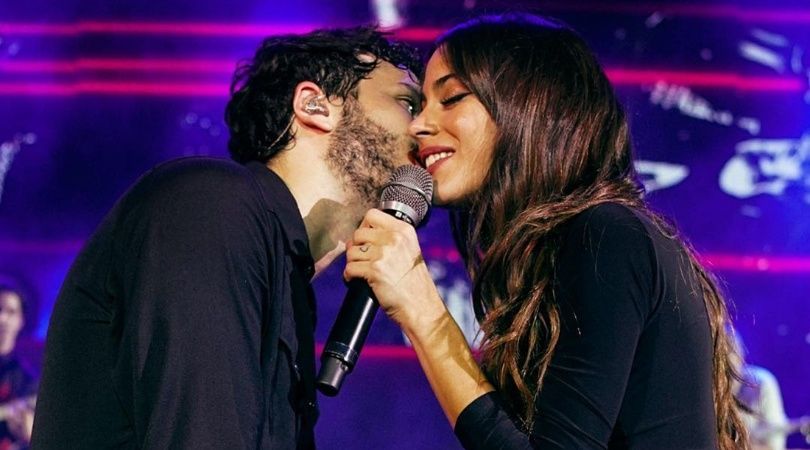 Sebastian Yatra Y Tini Stoessel Acaramelados En Una Playa Mira Las Fotos Celebrities El Intransigente