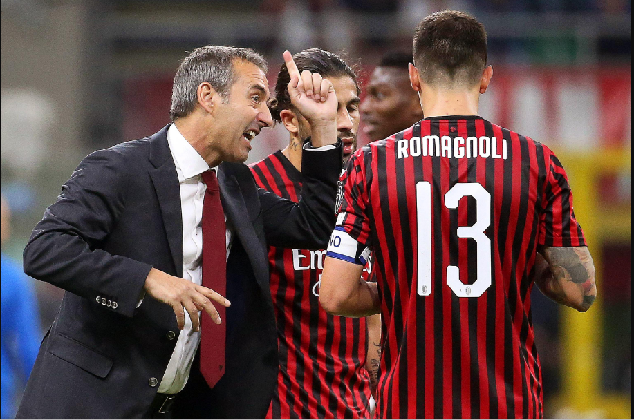 Ac Milan busca un nuevo entrenador