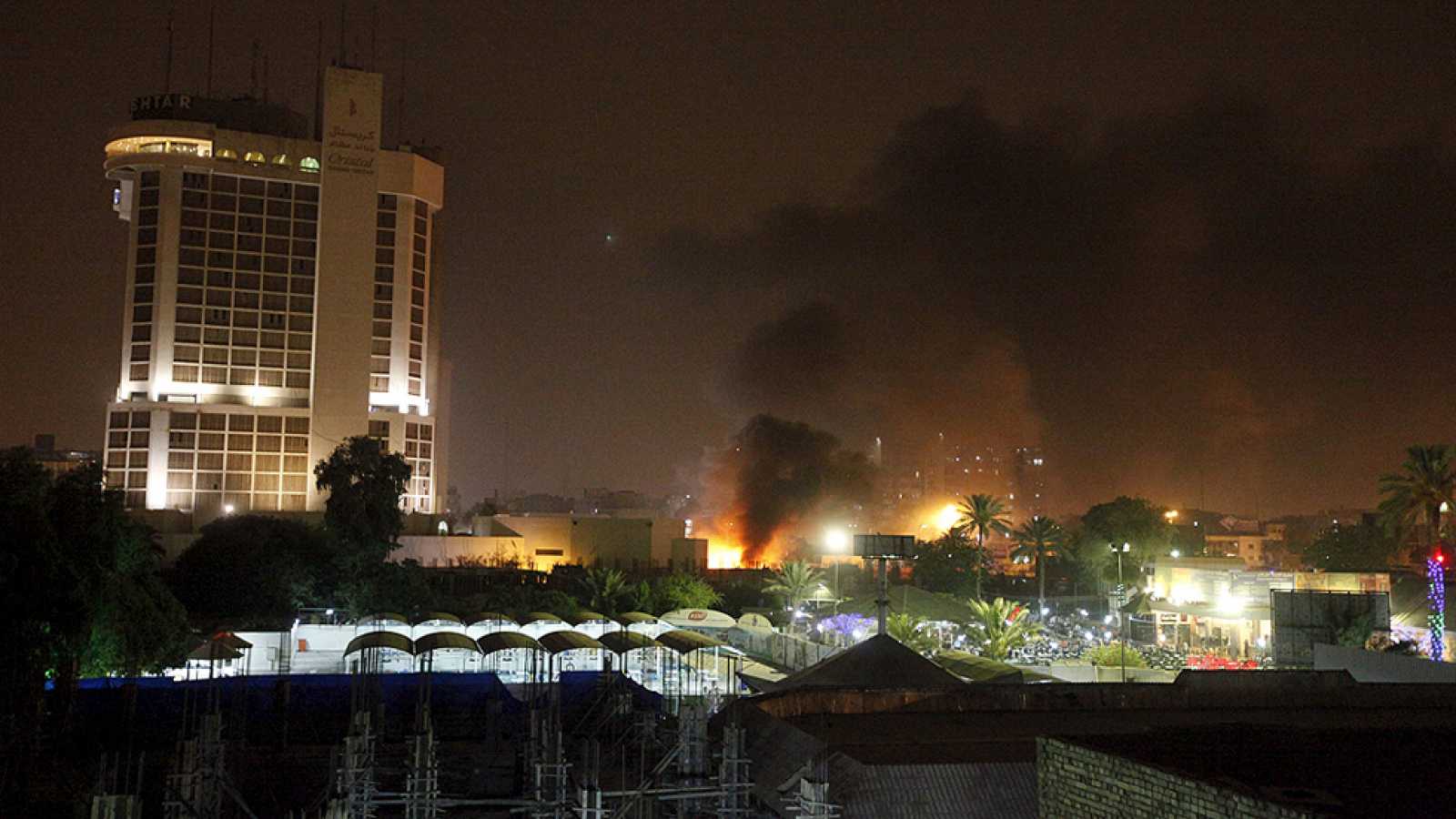 Explosión de una bomba cerca del campamento de protestas en Bagdad: hay 5 muertos y 25 heridos - El Intransigente