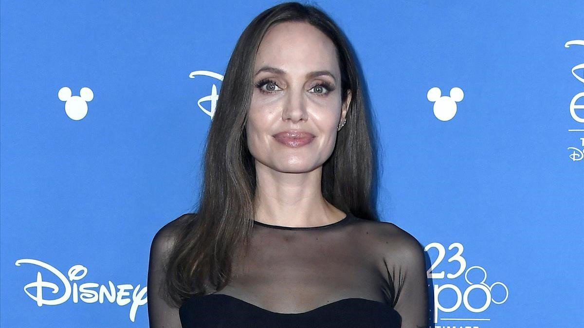 Recuperada del ayuno extremo? Captaron a Angelina Jolie de compras con su  hija - El Intransigente