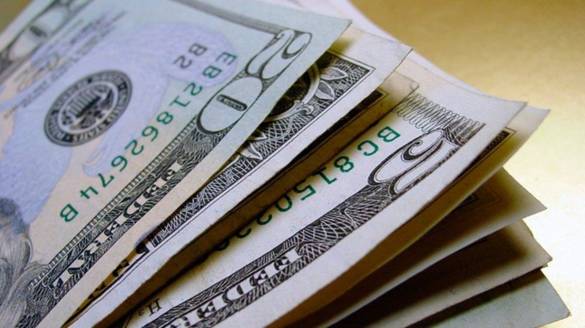 Dólar
