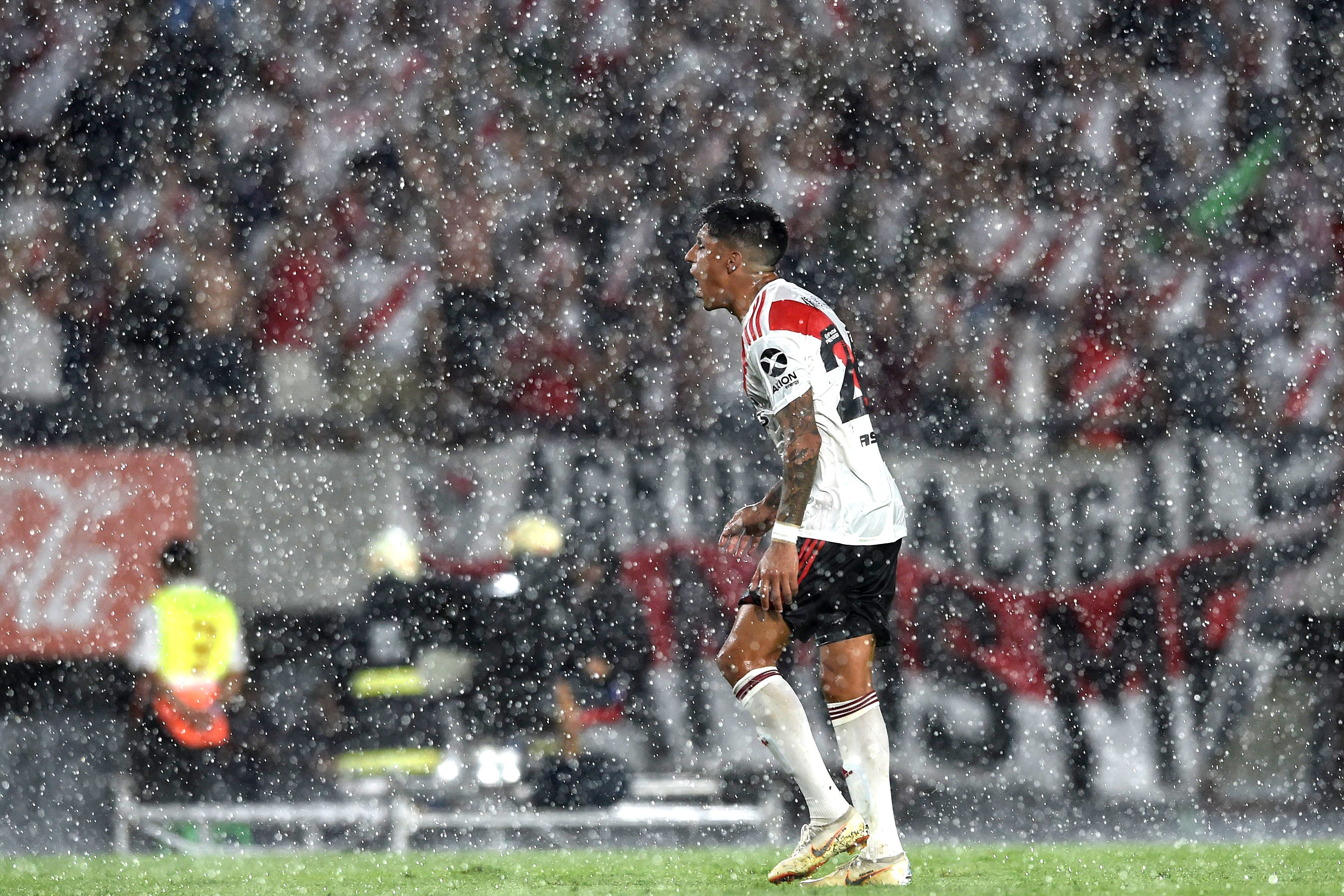 Enzo Pérez River