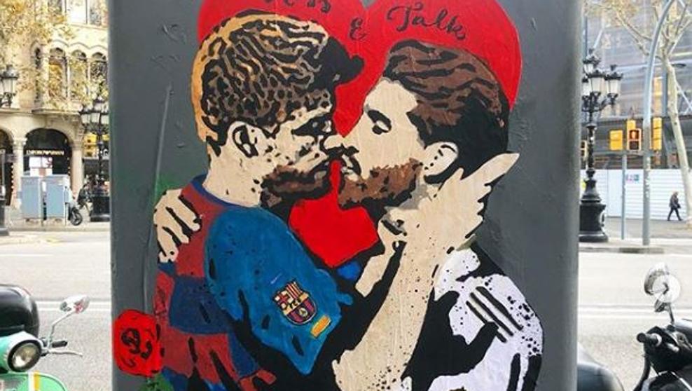 TV Boy La Casa de Papel beso