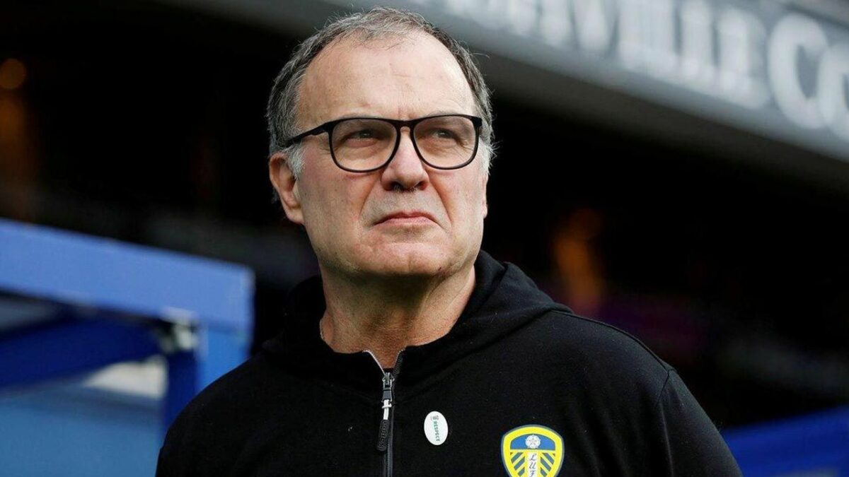 Bielsa marcelo leeds thesefootballtimes millwall channel kick disappointment guiding decade owns he swansea clash humble dortmund lucien borussia brought favre