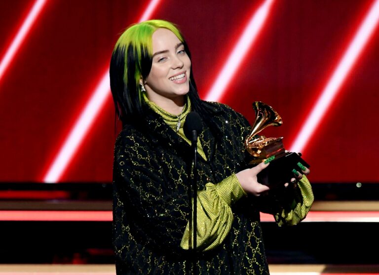 ¡Paren todo! Billie Eilish renueva su imagen para una ...