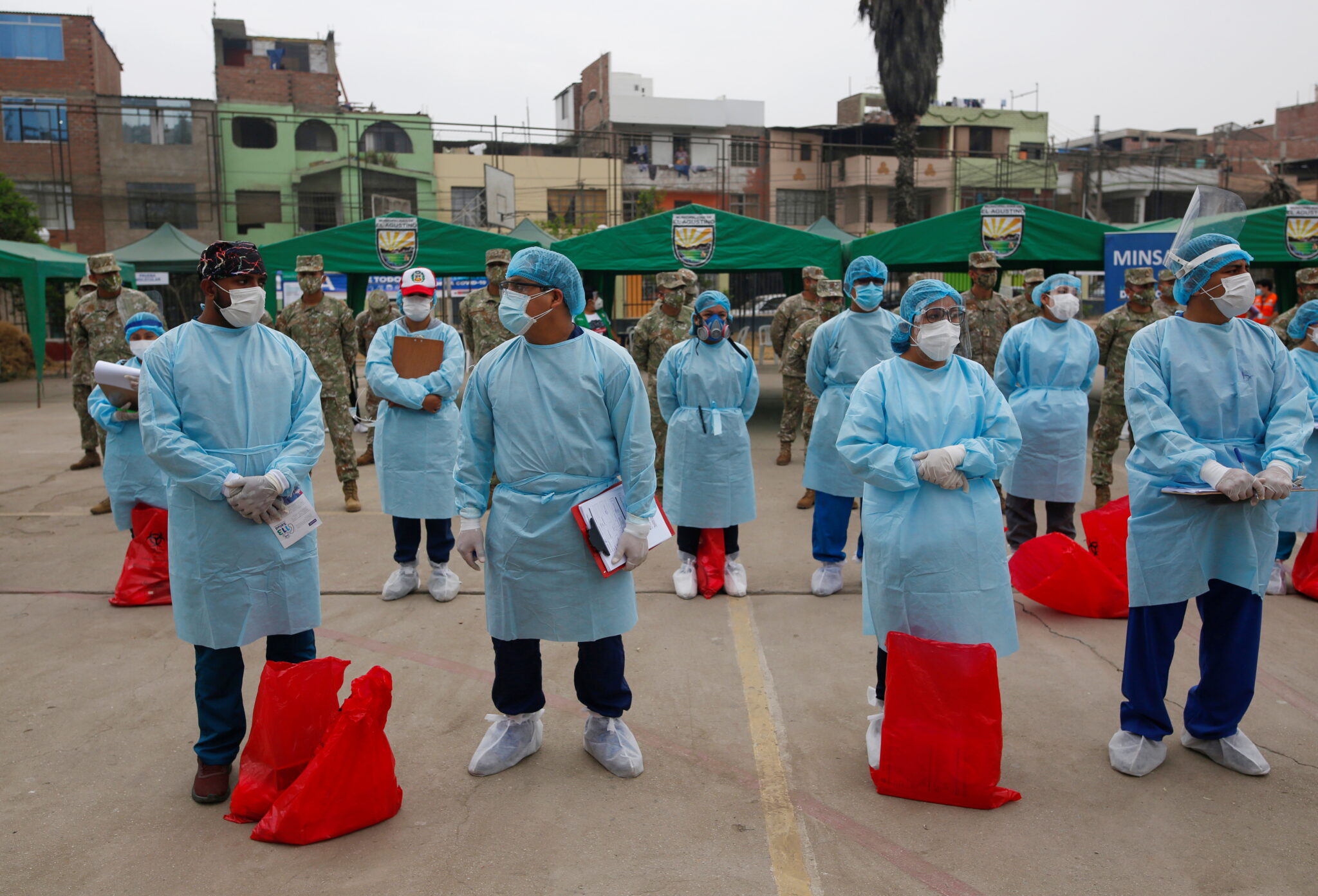 Sinopharm y Pfizer piden a Perú un registro sanitario para ...