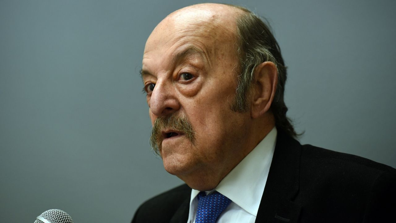 Julio Bárbaro