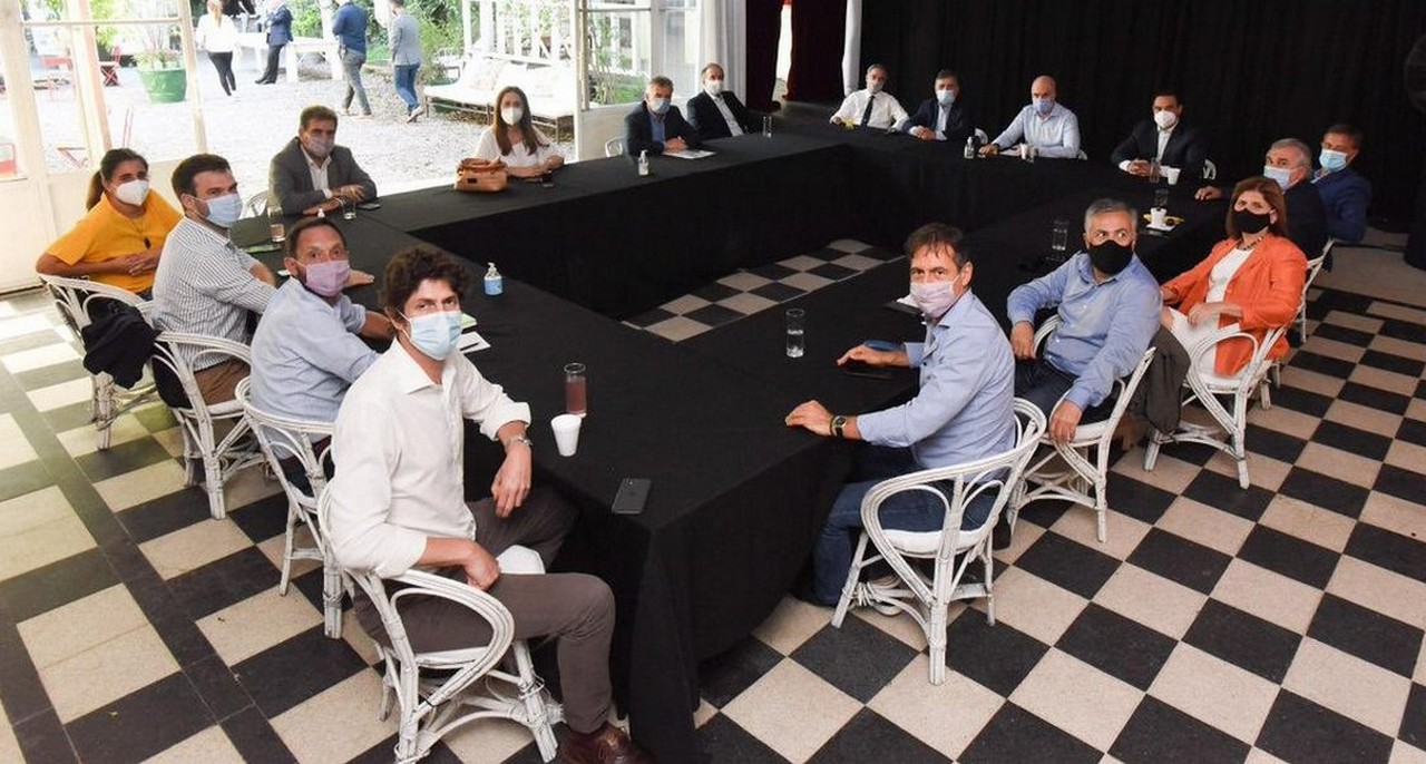 Juntos-por-el-Cambio-2104