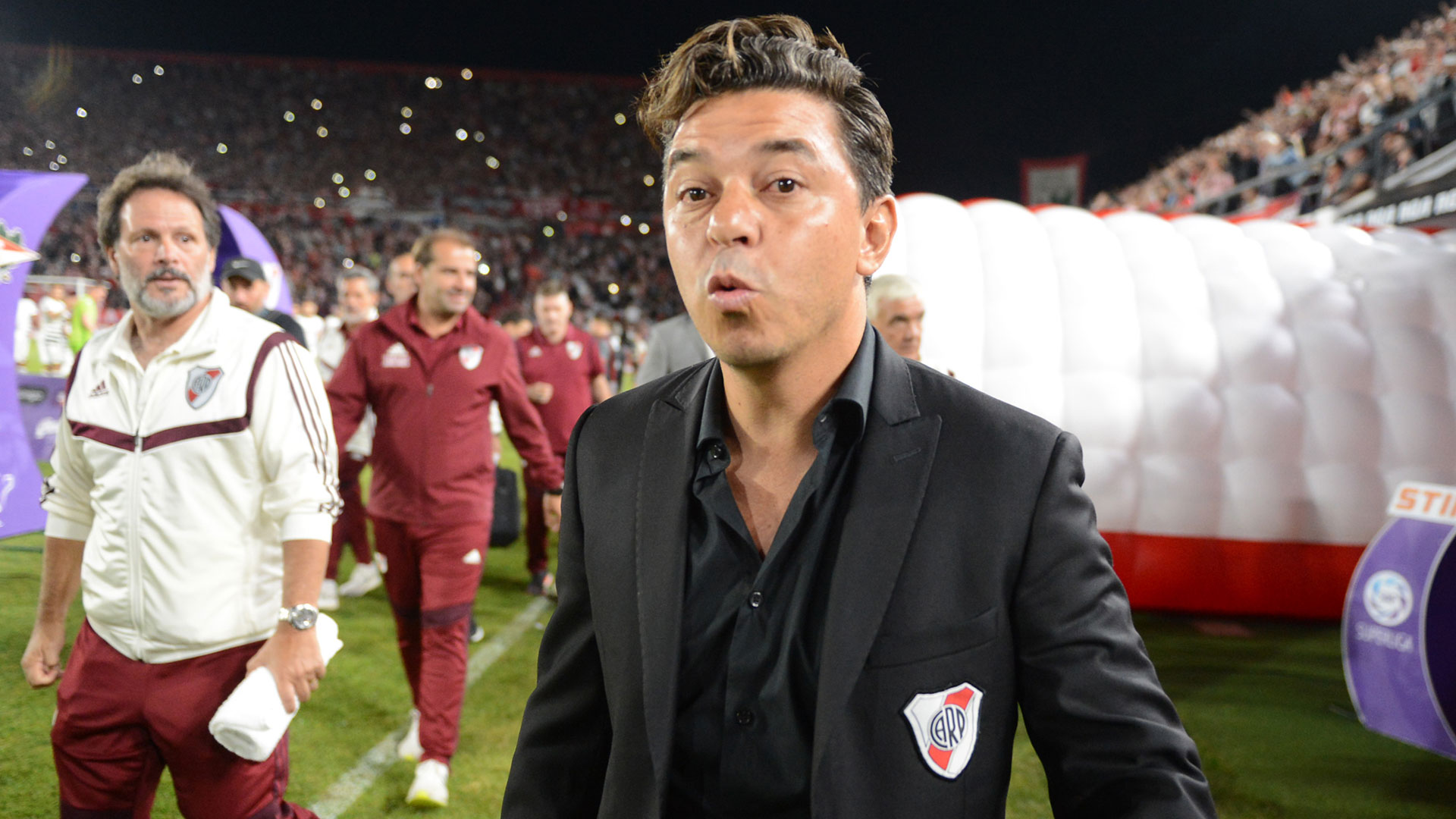 ¡Bombazo! River acaba de cerrar la incorporación de un nuevo delantero para afrontar la ausencia de Santos Borré - Vimarsana News