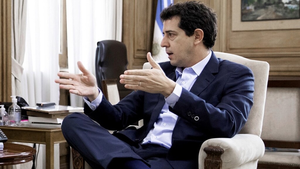 "Lleva una vida atropellando a las instituciones", Wado de Pedro cruzó con todo a Mauricio Macri POLÍTICA El Intransigente - Vimarsana News