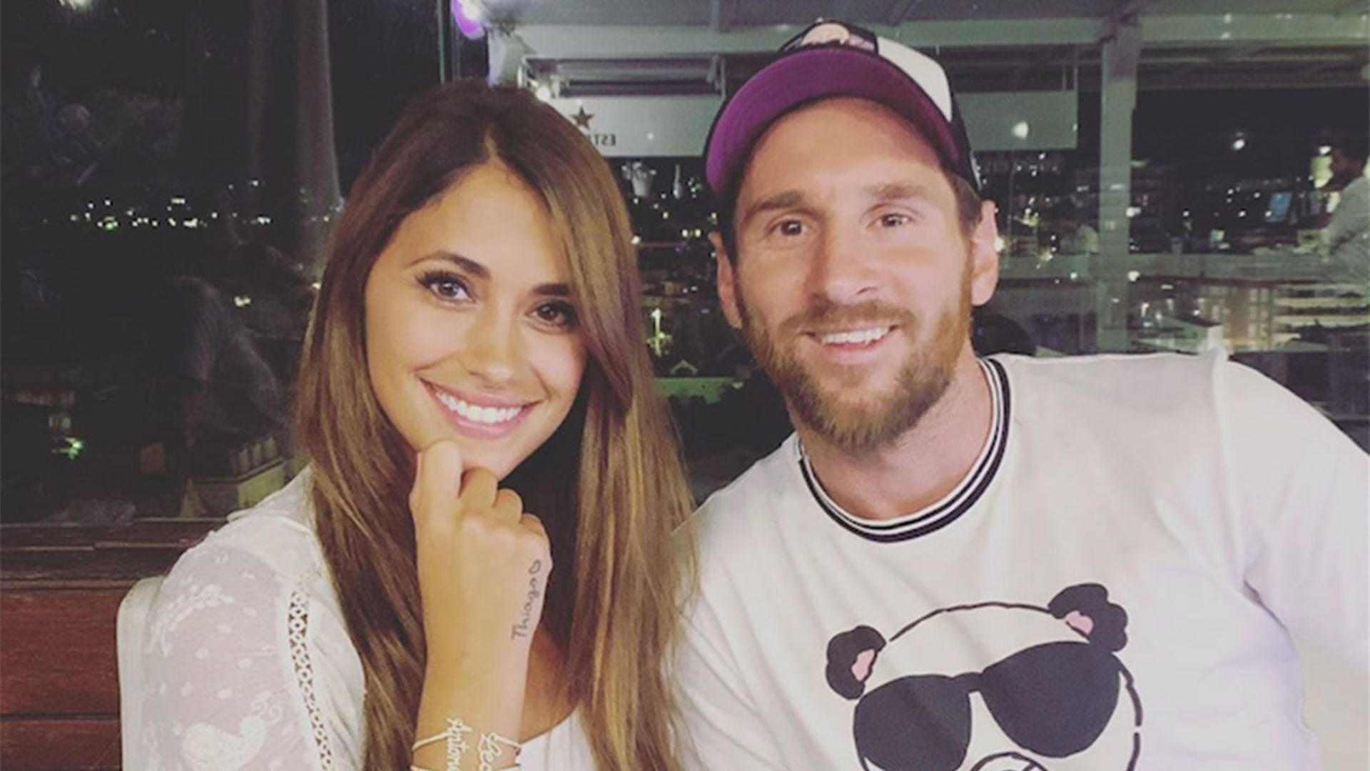 Emoción total: se viralizó el encuentro entre Lionel Messi y Antonela Roccuzzo tras la consagración ESPECTÁCULO El Intransigente