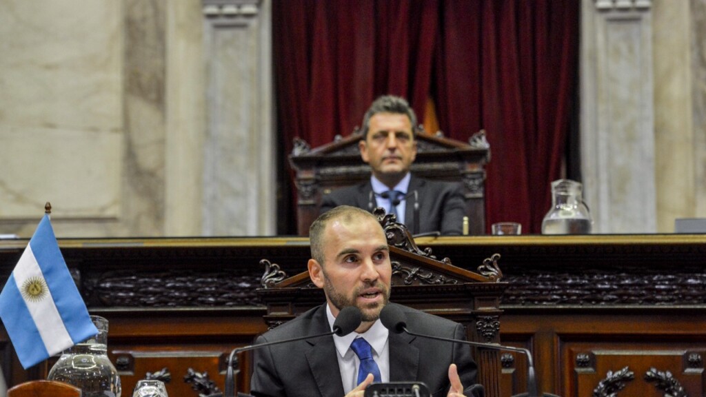 El Gobierno envió al Congreso un borrador del Presupuesto 2022: cuáles son los ejes proyectados en materia económica - Vimarsana News