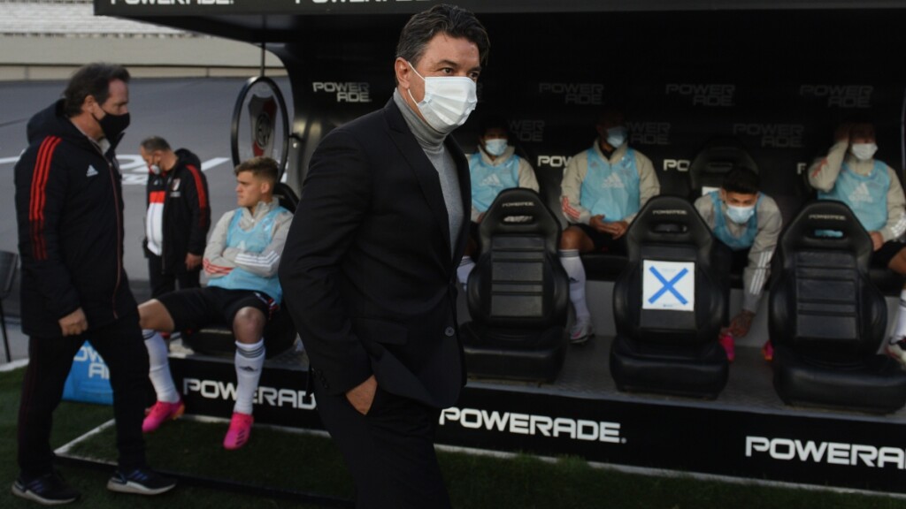 Una decisión inesperada: Marcelo Gallardo pateó el tablero y cambió el esquema para recibir a Aldosivi - Vimarsana News