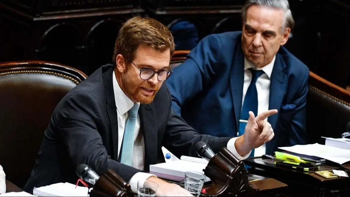Nicolás Massot