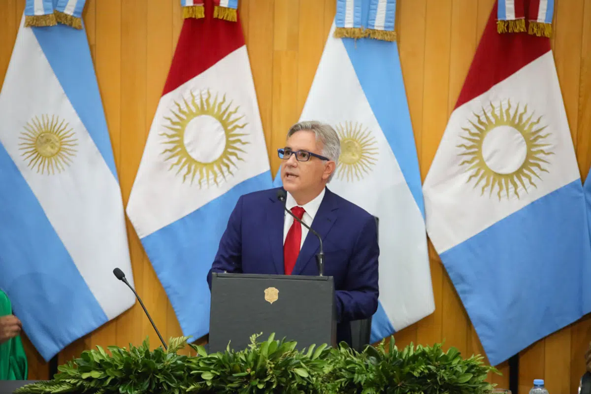 Martín Llaryora
