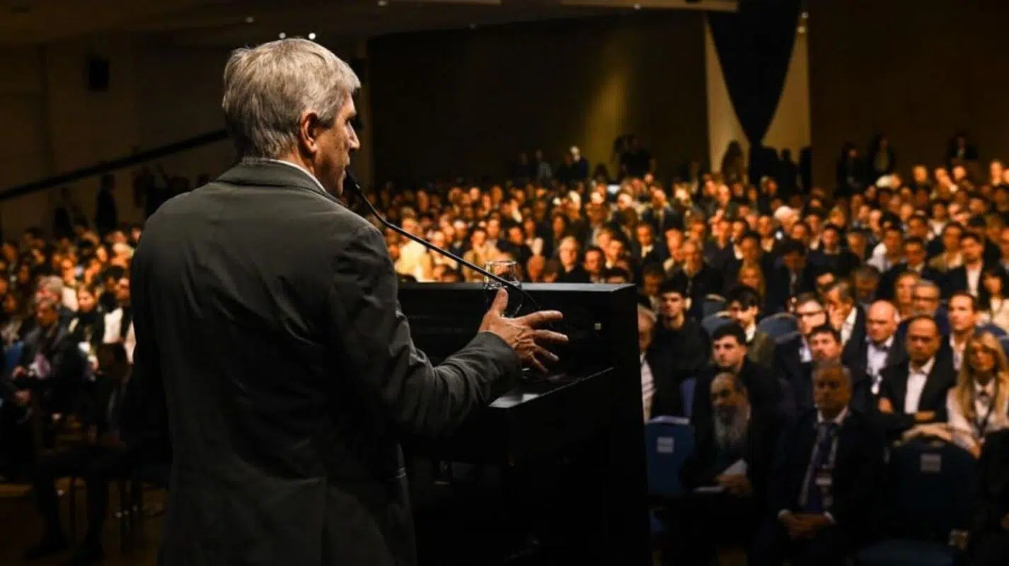 Luis Caputo