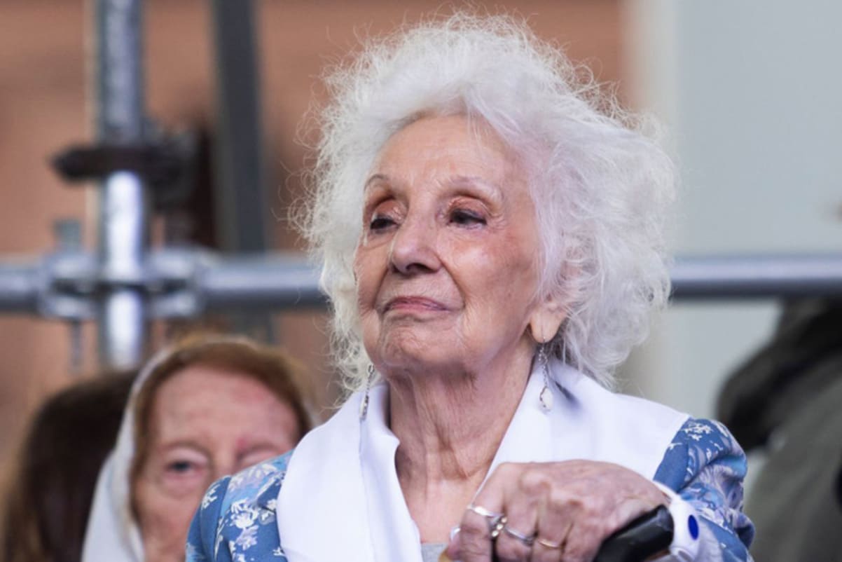 Abuelas de Plaza de Mayo