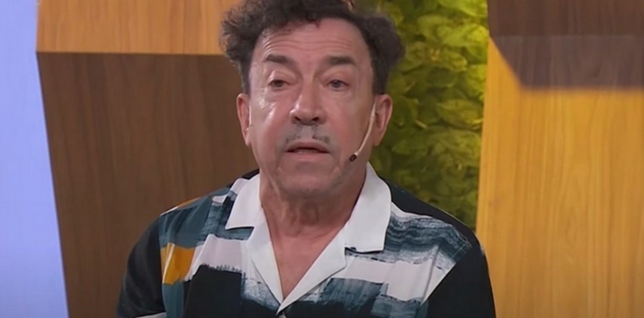 Aníbal Pachano durante la entrevista con Carmen Barbieri en Canal Nueve, mostrando optimismo pese a su reciente diagnóstico de cáncer.