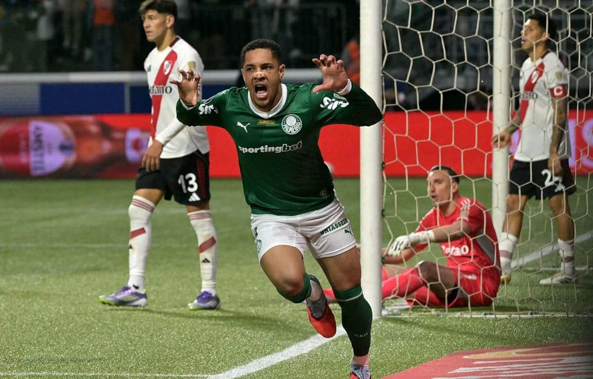 Vitor Roque