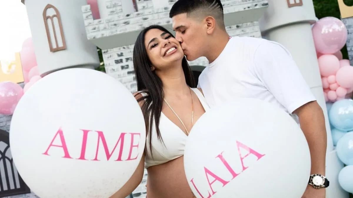 Daniela Celis y Thiago Medina