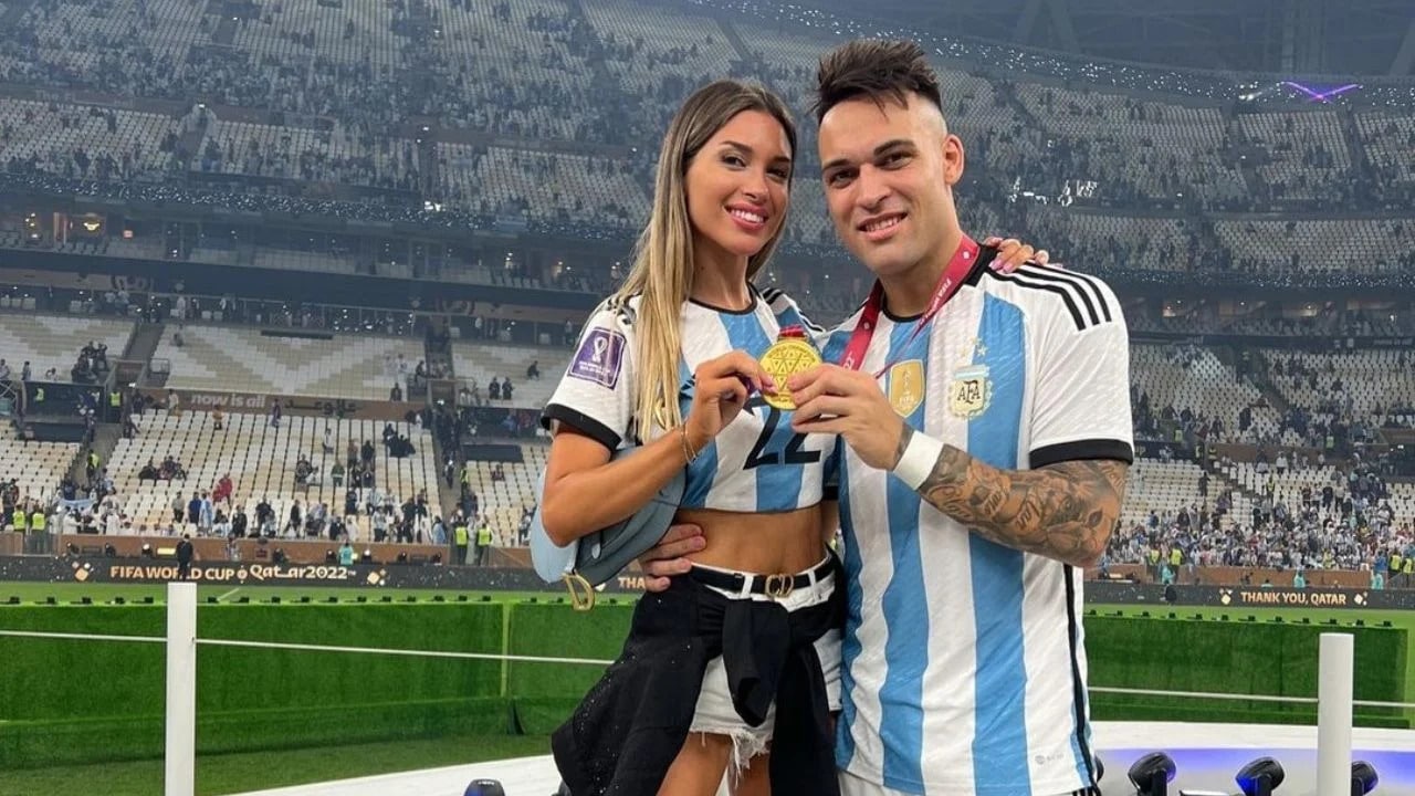 Lautaro Martínez y Agustina Gandolfo