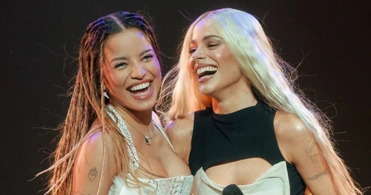 Emilia Mernes y Tini Stoessel