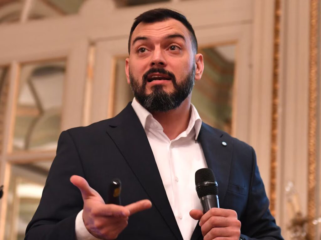 Emanuel Álvarez Agis