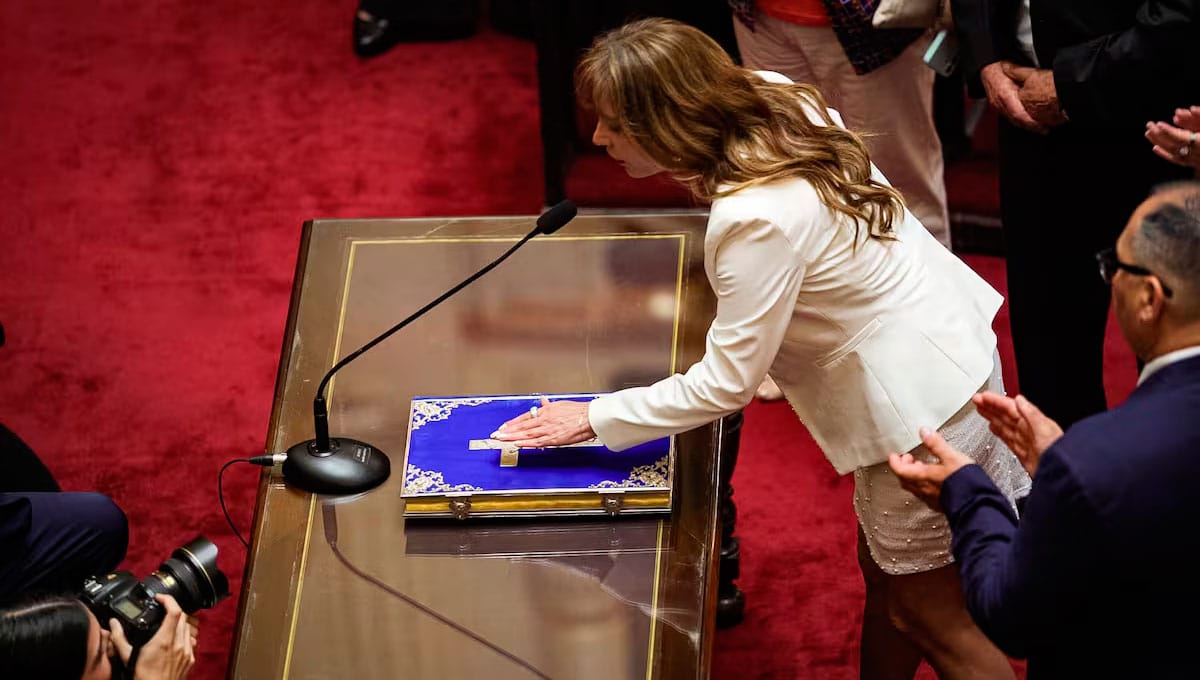 Jura Cándida López