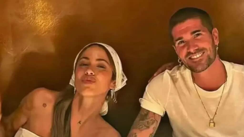 «En un barco enfiestándose»: Yanina Latorre se metió con la infidelidad que sacude al espectáculo