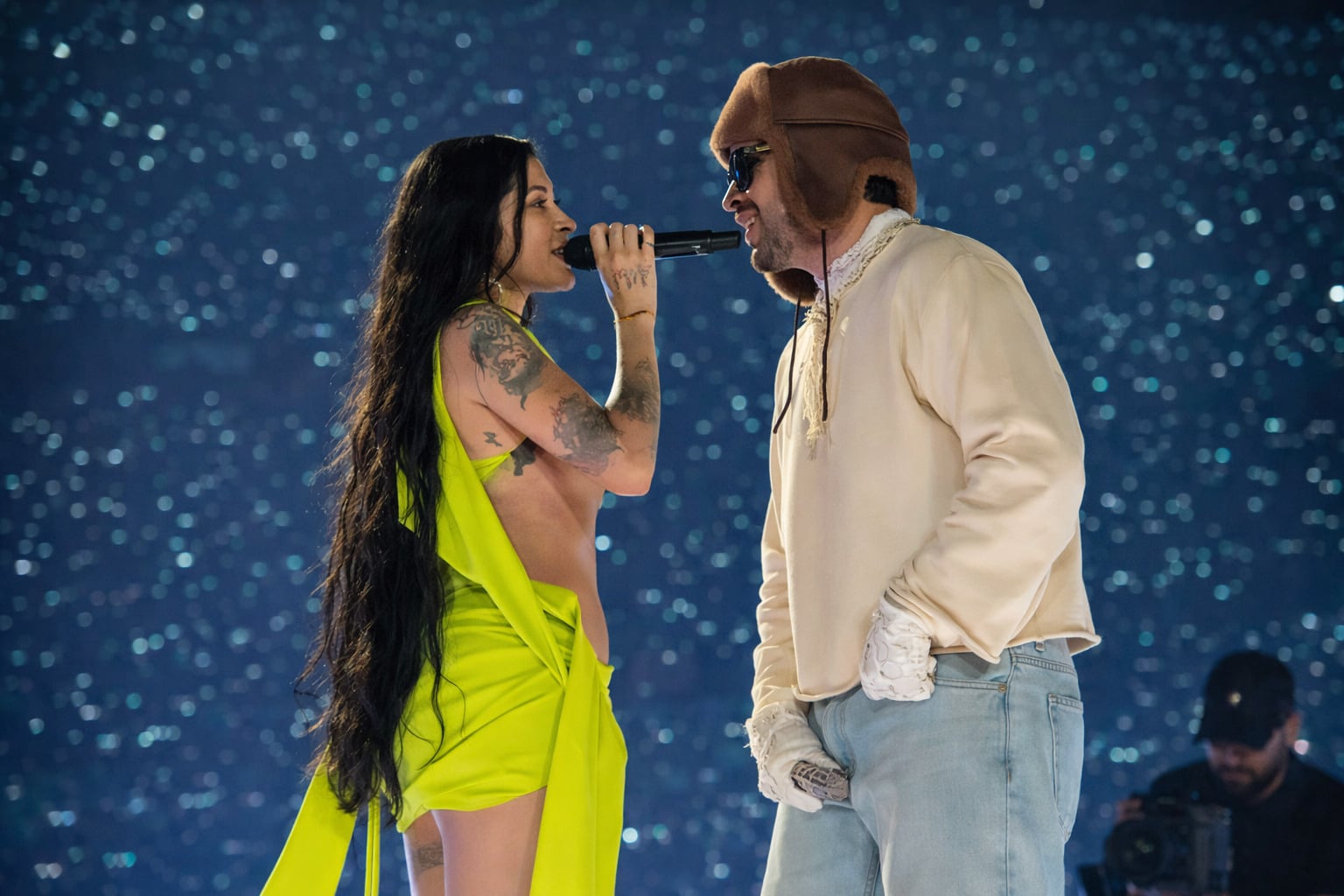 Cazzu y Bad Bunny en River