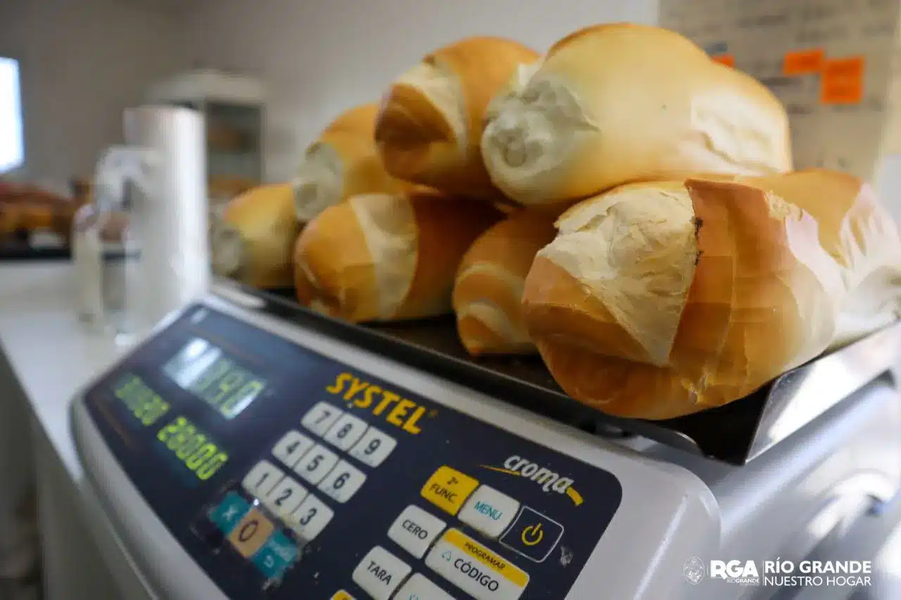 Crisis en las panaderías: el consumo de pan cayó un 55% y culpan al ajuste de Javier Milei