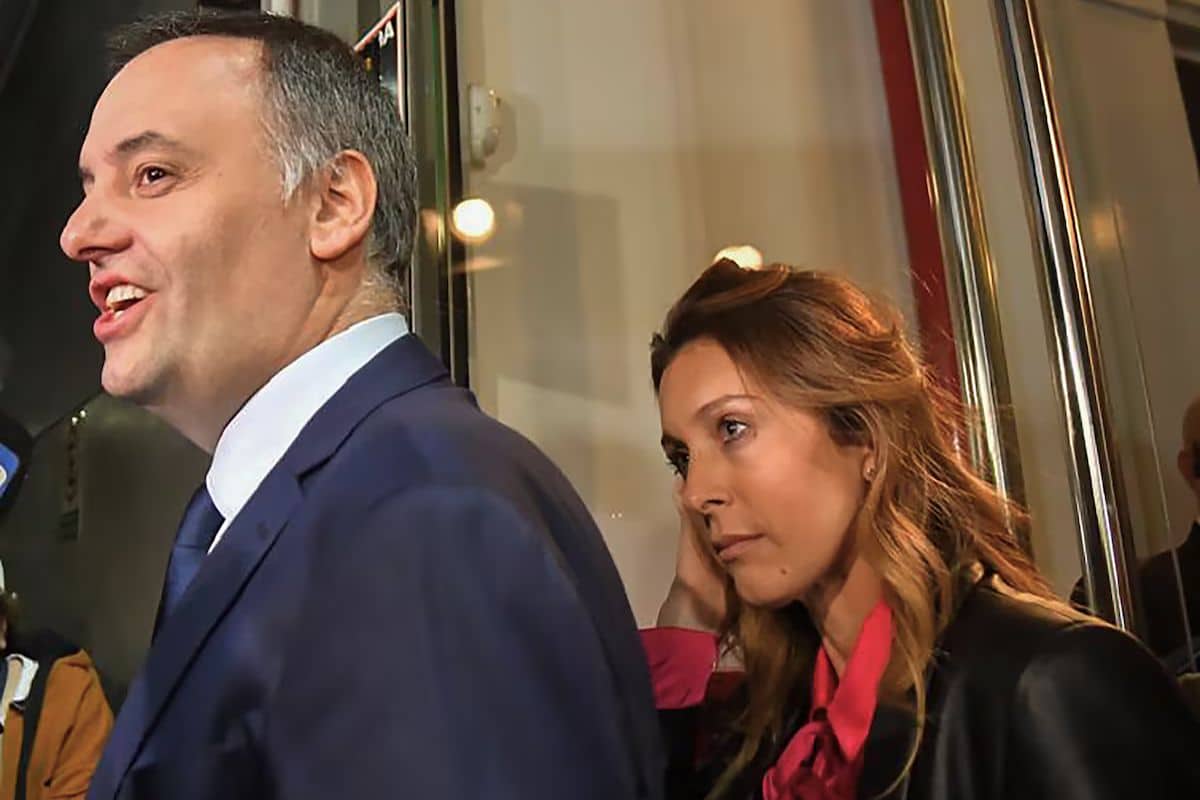 Manuel Adorni y Bettina Angeletti