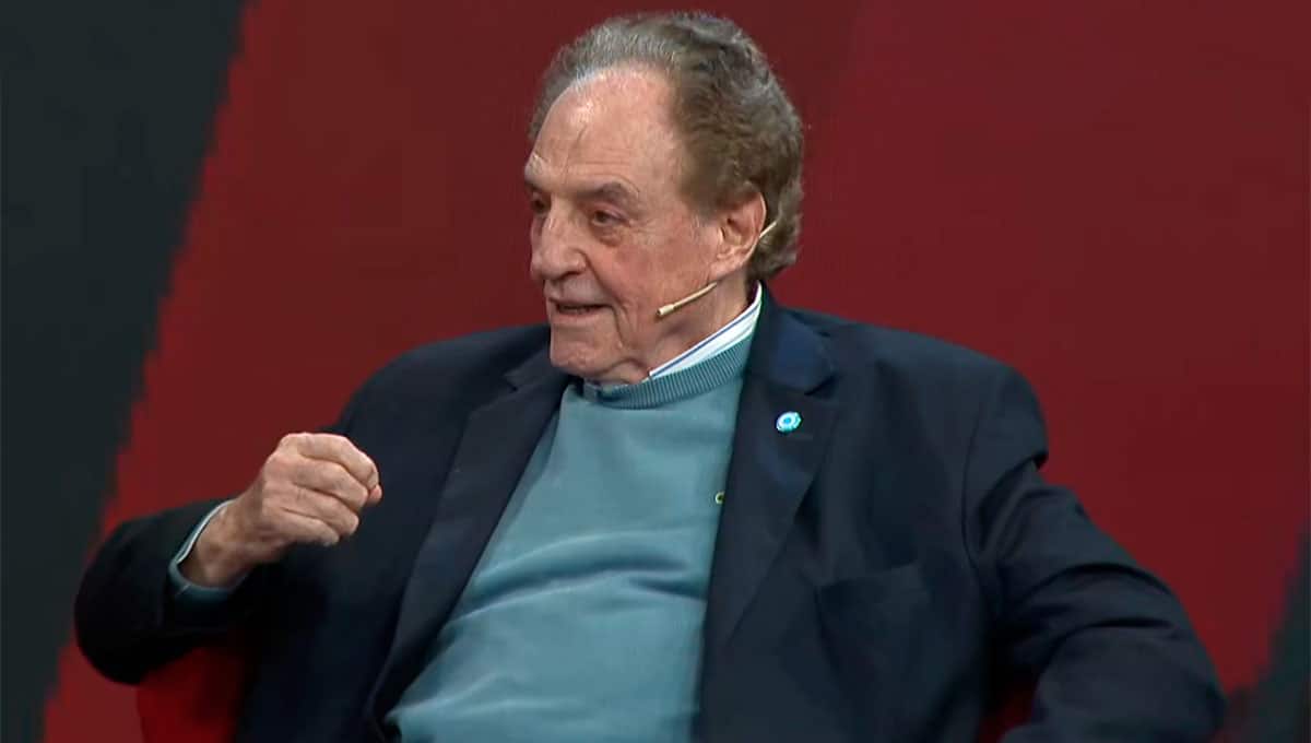 Carlos Heller