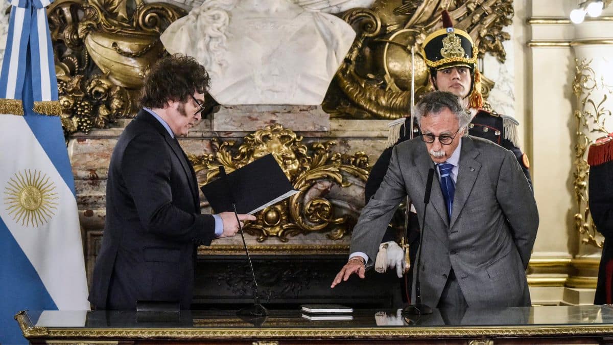 Hantavirus Javier Milei Mario Lugones