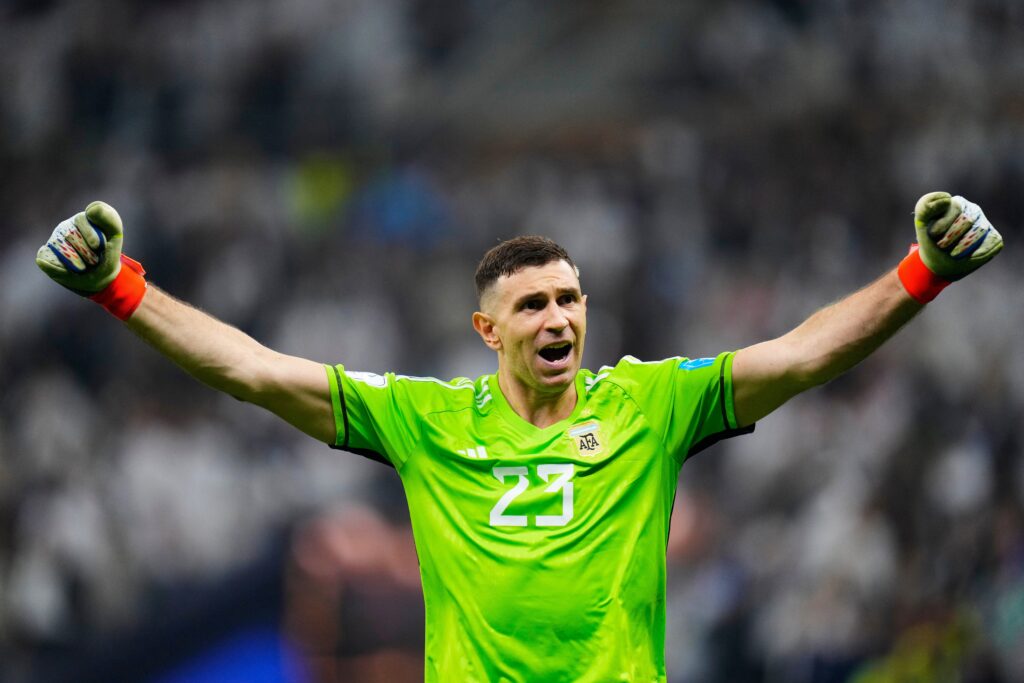 Mundial 2026: ¿Llega el Dibu Martínez al debut? Scaloni tendría un alivio vital