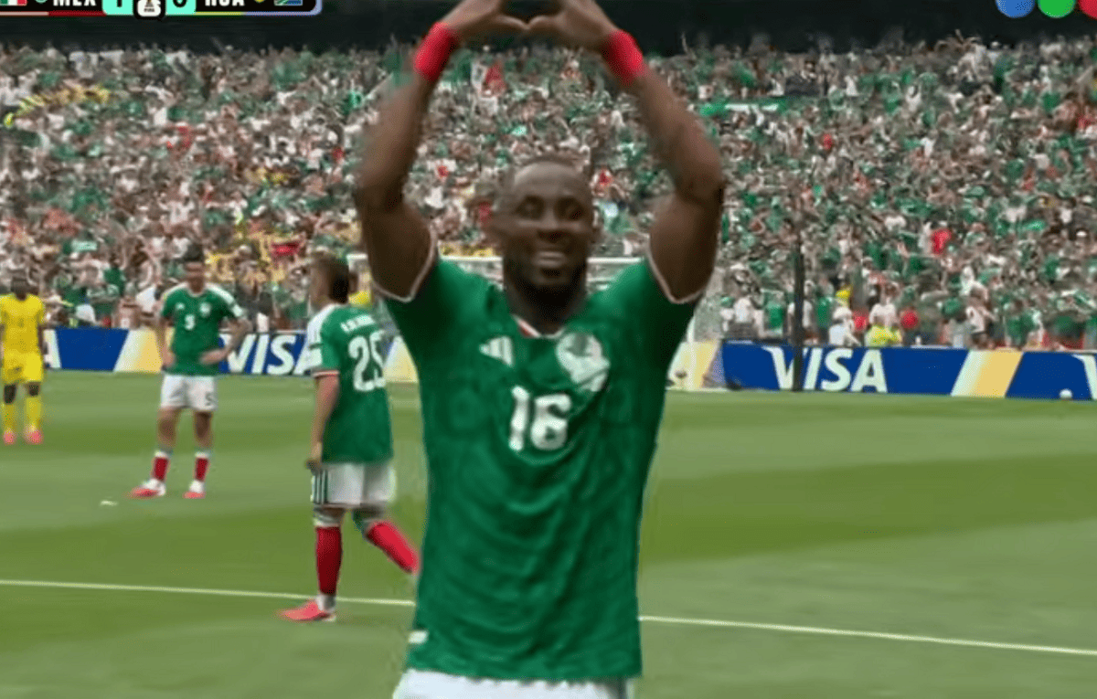 Video: Quiñónes marca para México el primer gol de