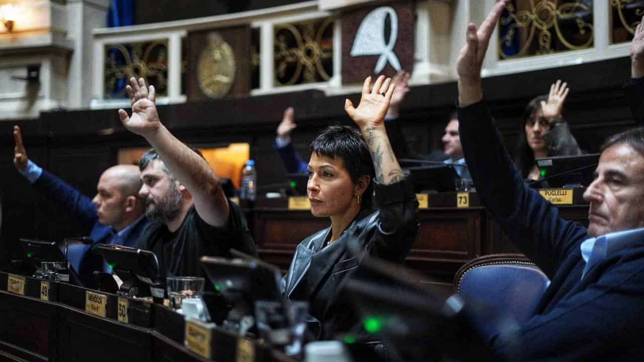 mayra mendoza diputada pba