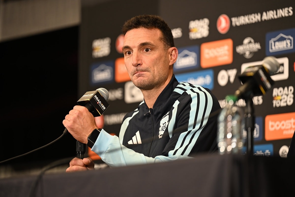 Scaloni sigue una oferta millonaria por un jugador