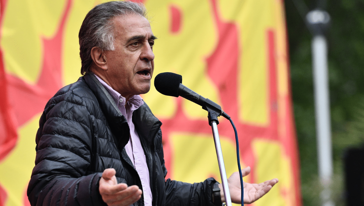 Néstor Pitrola