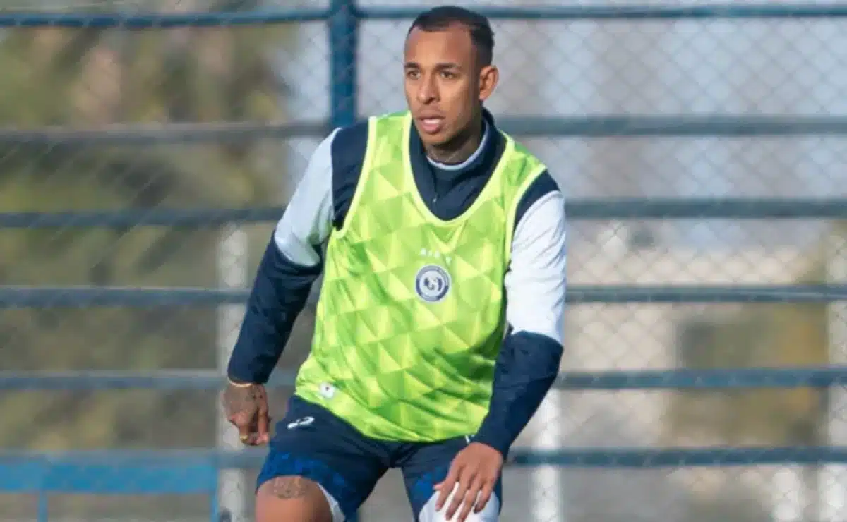 Sebastián Villa