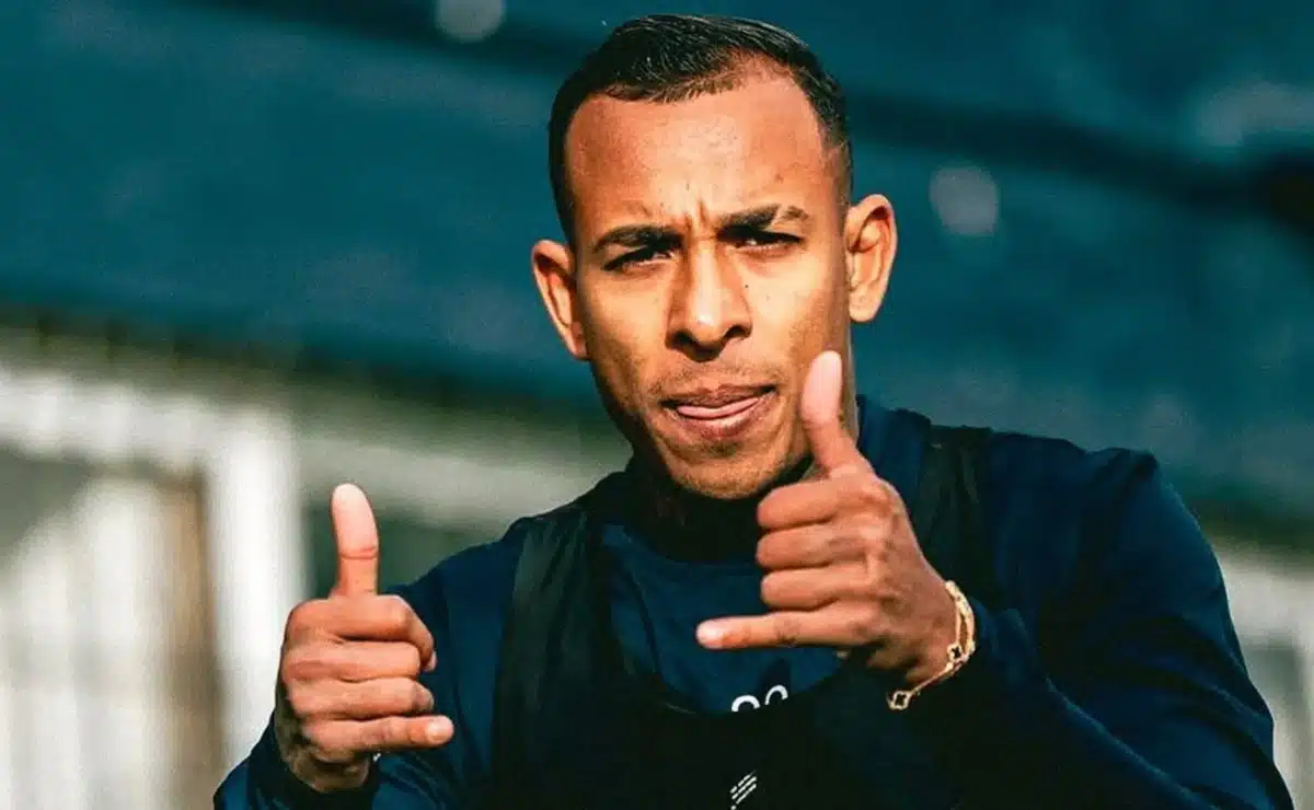 Sebastián Villa