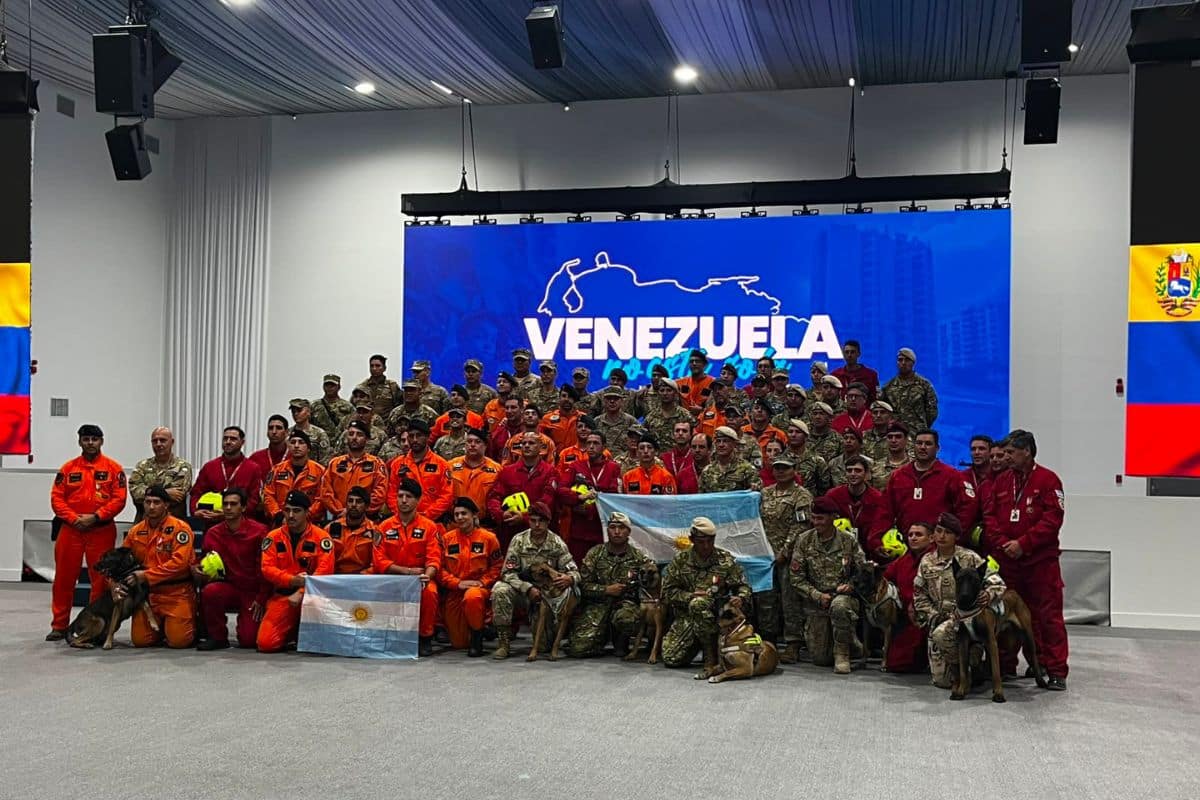 Rescatistas argentinos