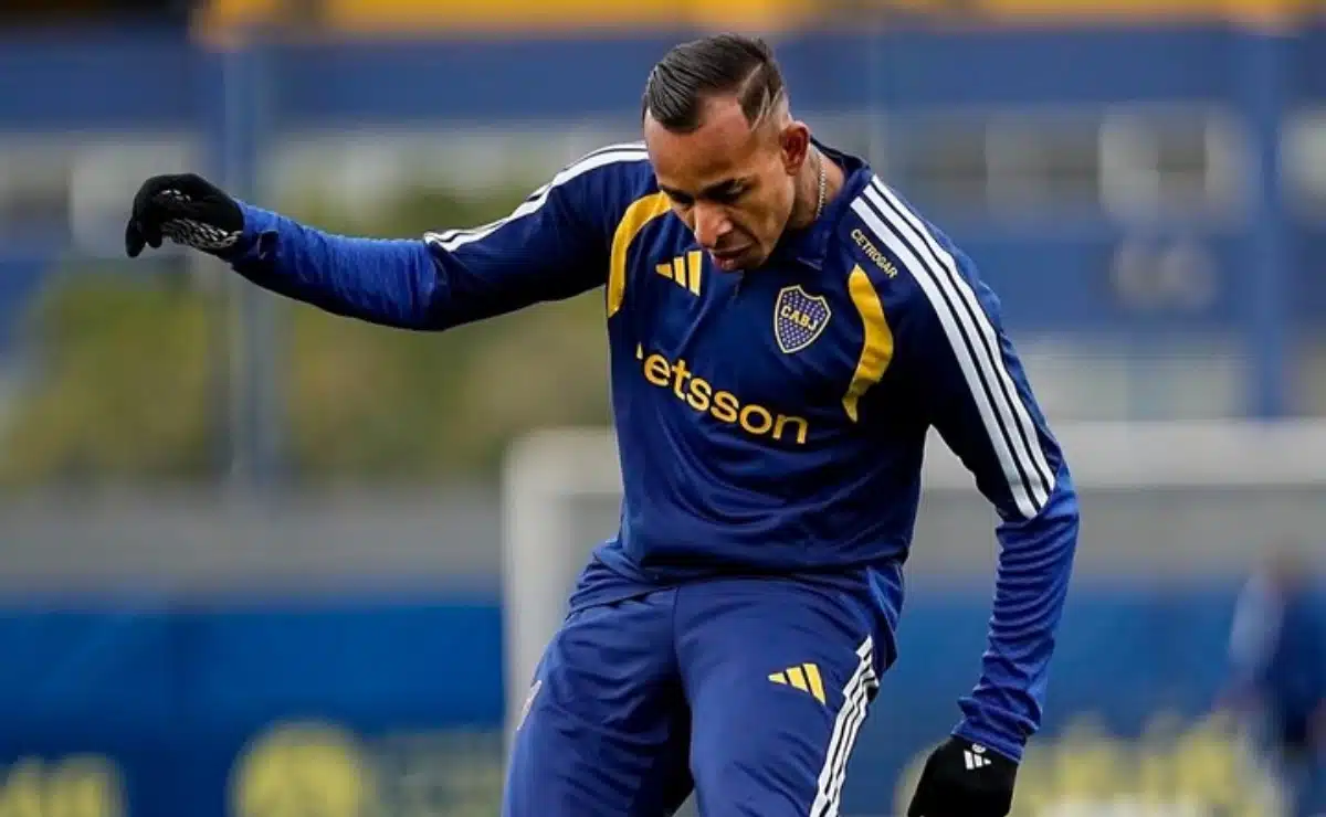 Sebastián Villa