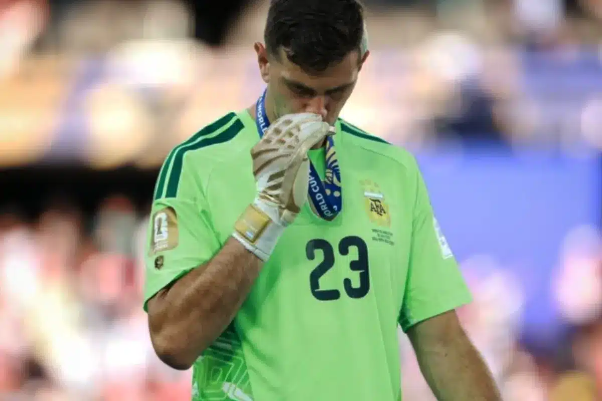 El Dibu Martínez