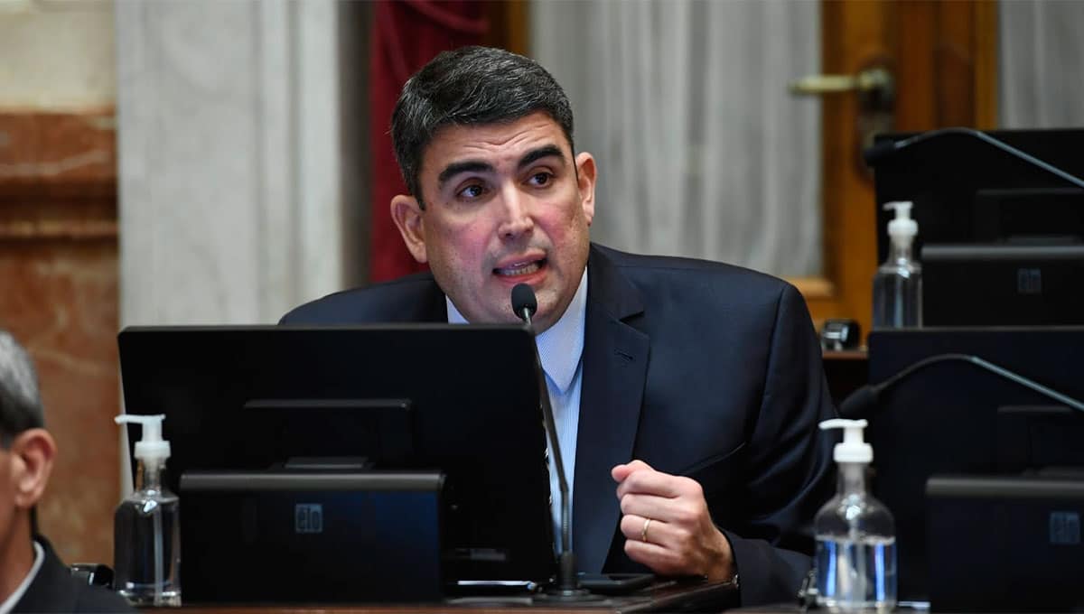 Daniel Bensusán